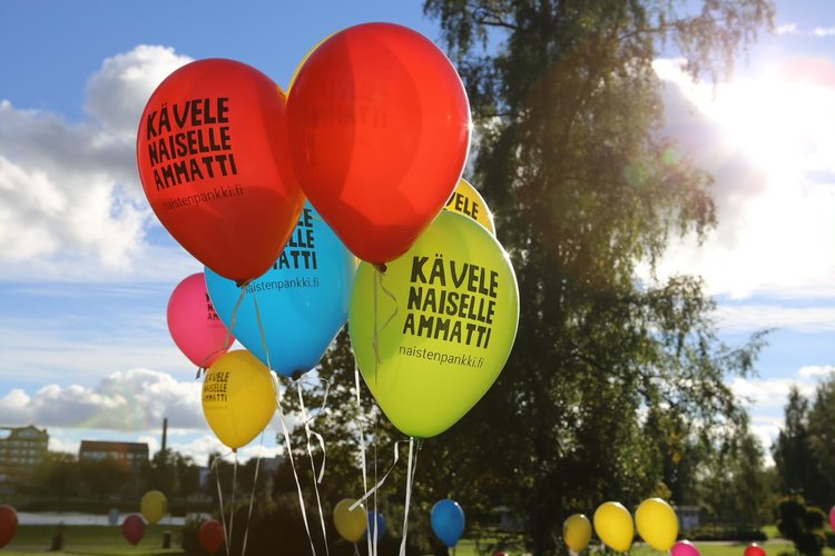 Kävele naiselle ammatti Kävele naiselle ammatti