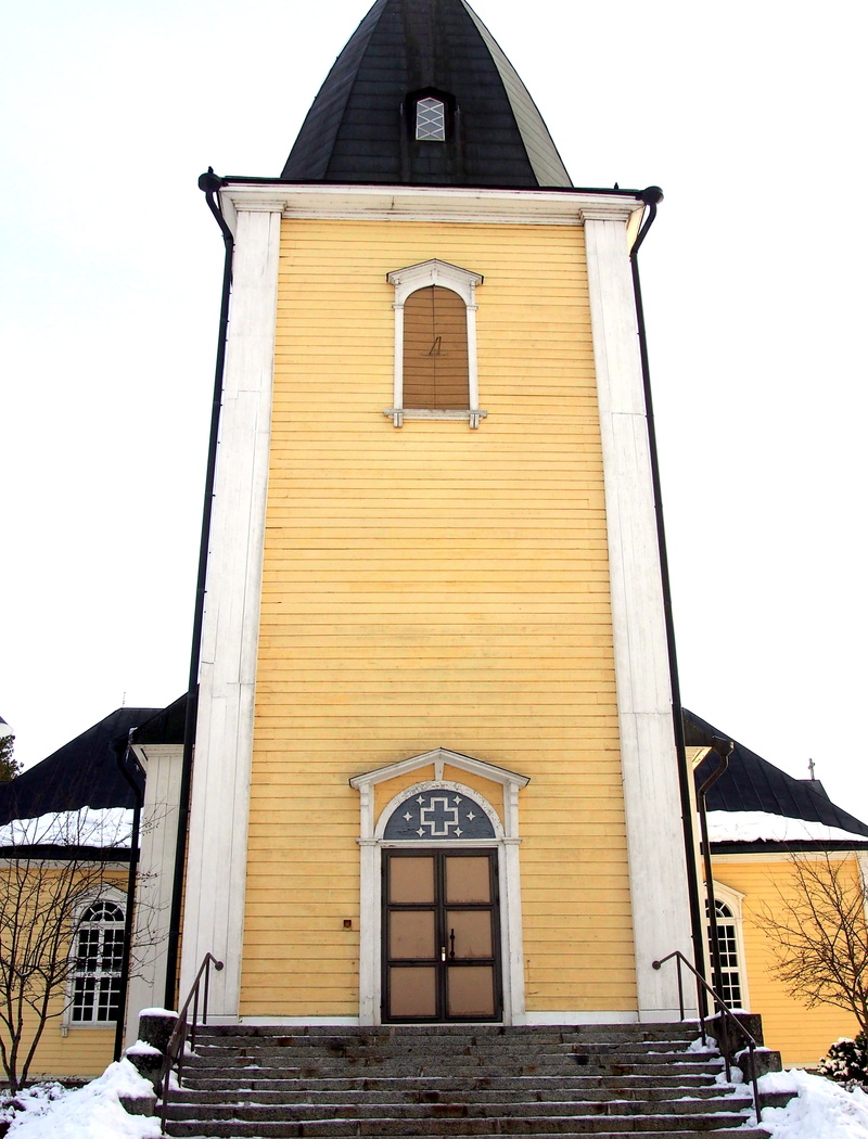Avaa kuva isommaksi Hämeenkyrön kirkko pääovi_L.